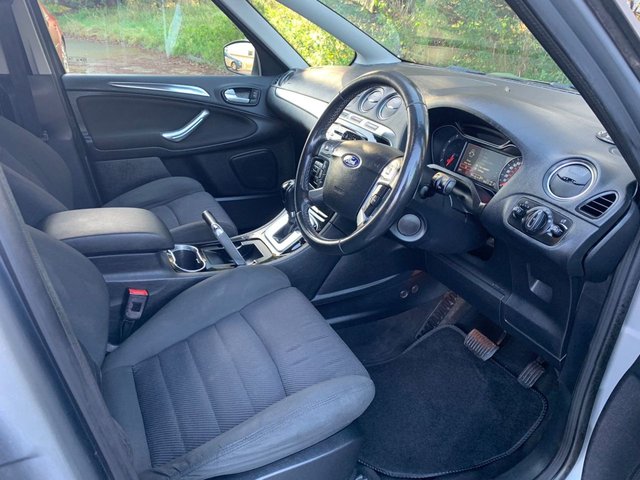 View our FORD S-MAX