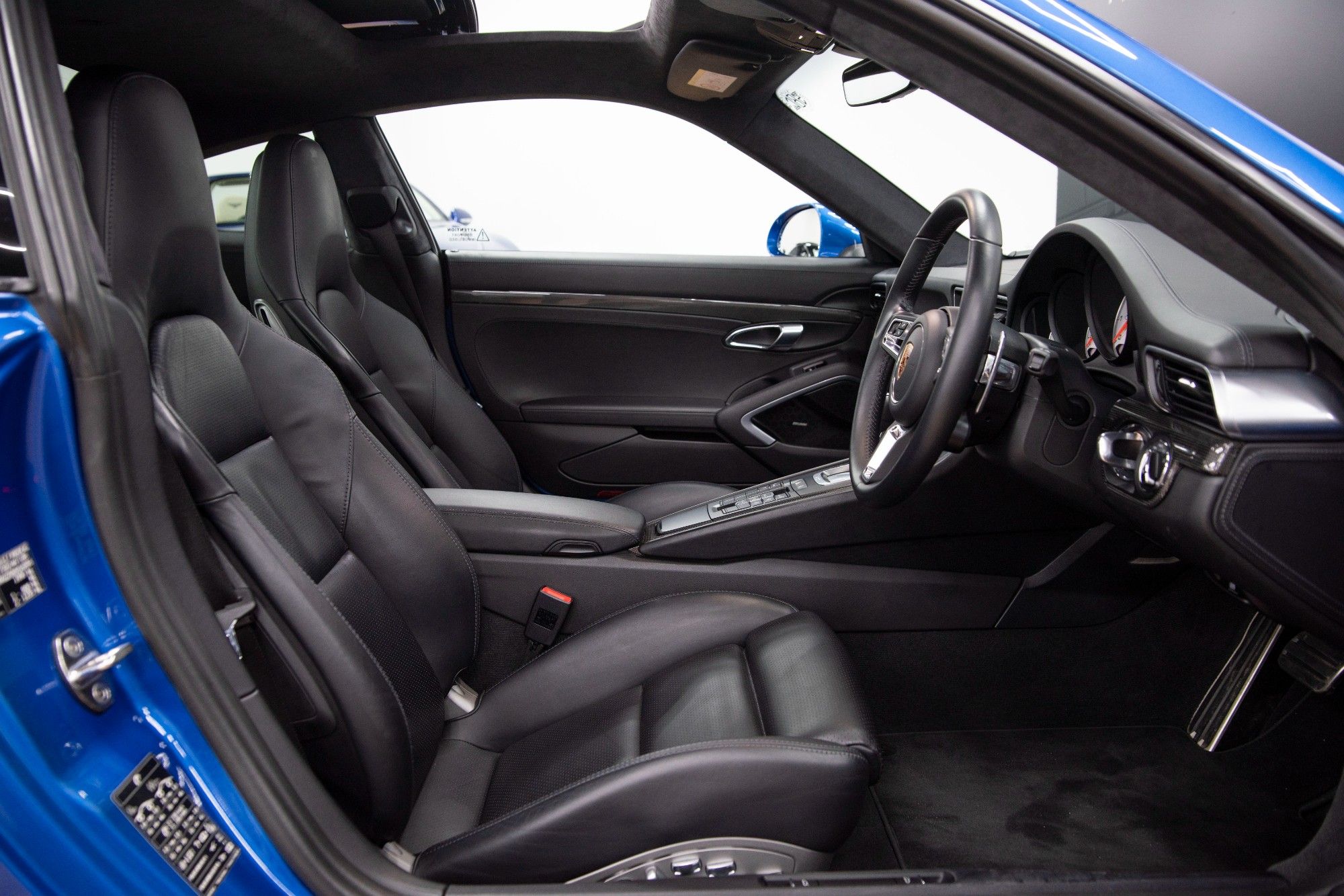 USED 2017 F PORSCHE 911 3.8 TURBO S Coupe 