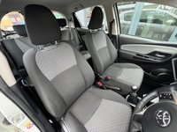 USED 2015 65 TOYOTA YARIS 1.3 VVT-I ICON 5d 99 BHP ULEZ COMPLIANT + REAR CAMERA + BT