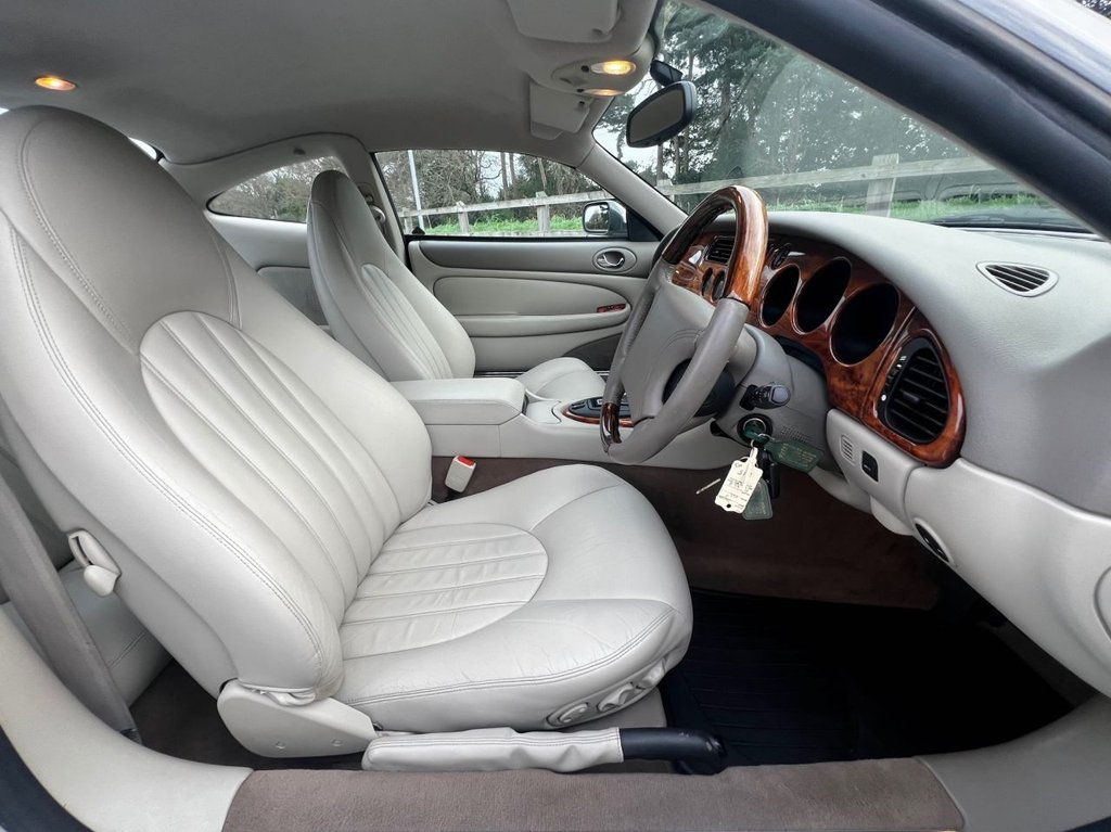 USED 1999 JAGUAR XK8 4000cc V8 COUPE // LOW Miles // px swap 