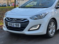 USED 2013 63 HYUNDAI I30 1.6 STYLE NAV BLUE DRIVE CRDI  5d 126 BHP 