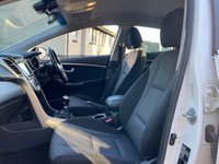USED 2013 63 HYUNDAI I30 1.6 STYLE NAV BLUE DRIVE CRDI  5d 126 BHP 