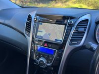 USED 2013 63 HYUNDAI I30 1.6 STYLE NAV BLUE DRIVE CRDI  5d 126 BHP 
