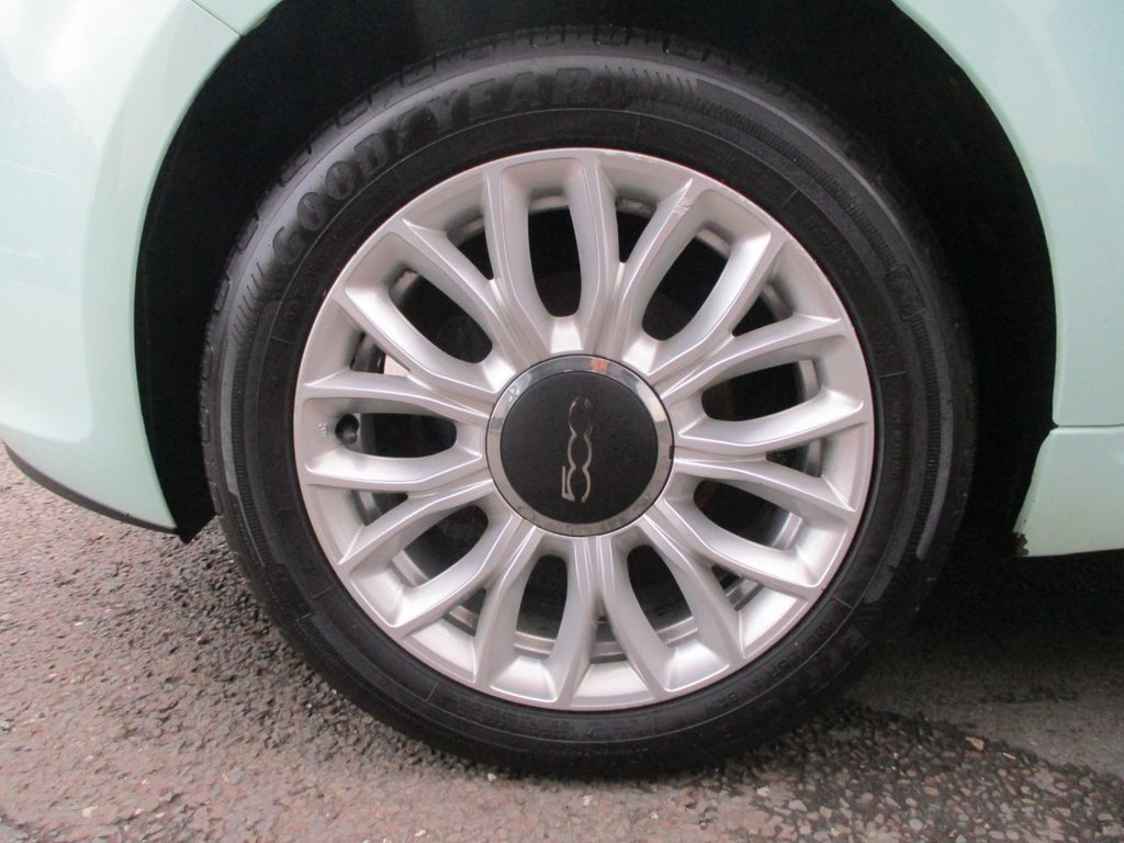 USED 2014 64 FIAT 500 1.2 LOUNGE 3d 69 BHP LOVELY LOW MILEAGE
