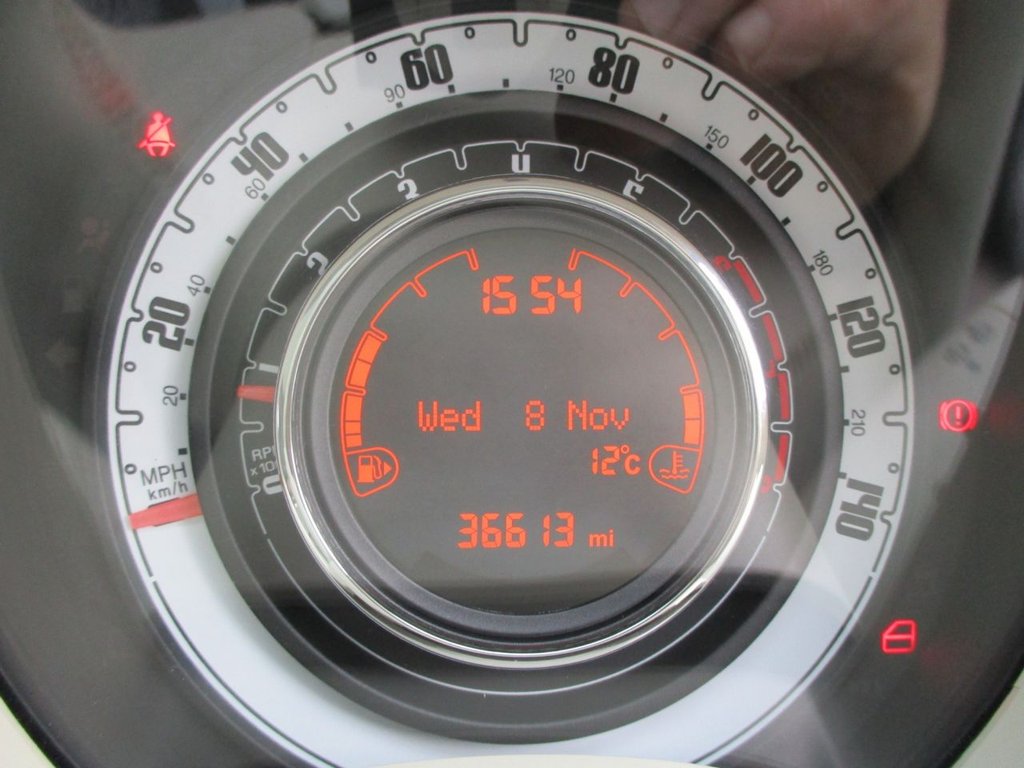 USED 2014 64 FIAT 500 1.2 LOUNGE 3d 69 BHP LOVELY LOW MILEAGE