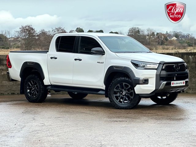 2022 72 Toyota HI-Lux Invincible X Double Cab 4WD 2.8 D-4D Auto ( 204 bhp )