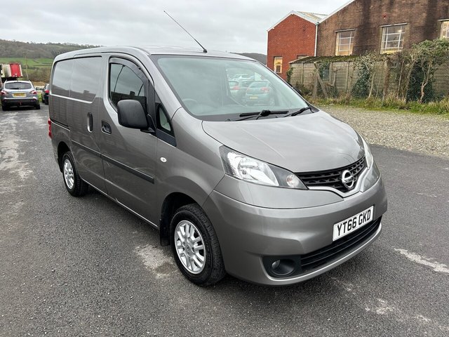 buy used nissan nv200