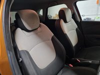 USED 2018 68 RENAULT CAPTUR 0.9 ICONIC TCE 5d 89 BHP 