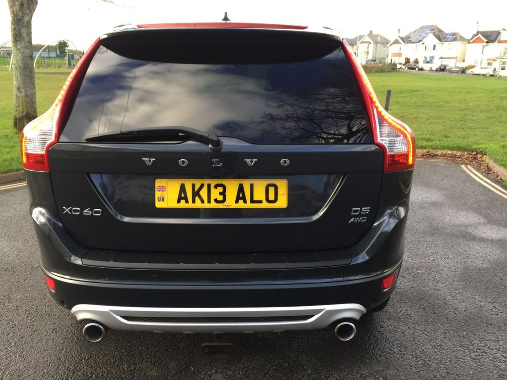 USED 2013 13 VOLVO XC60 2.4 D5 R-DESIGN NAV AWD 5d 212 BHP DAB + SAT NAV
