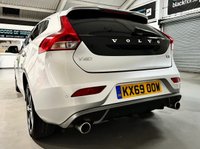 USED 2019 69 VOLVO V40 1.5 T3 R-DESIGN EDITION 5d 151 BHP REAR CAM+NAV+BLUETOOTH+18"