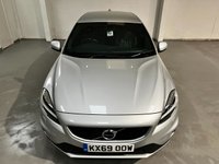 USED 2019 69 VOLVO V40 1.5 T3 R-DESIGN EDITION 5d 151 BHP REAR CAM+NAV+BLUETOOTH+18"