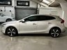USED 2019 69 VOLVO V40 1.5 T3 R-DESIGN EDITION 5d 151 BHP REAR CAM+NAV+BLUETOOTH+18"