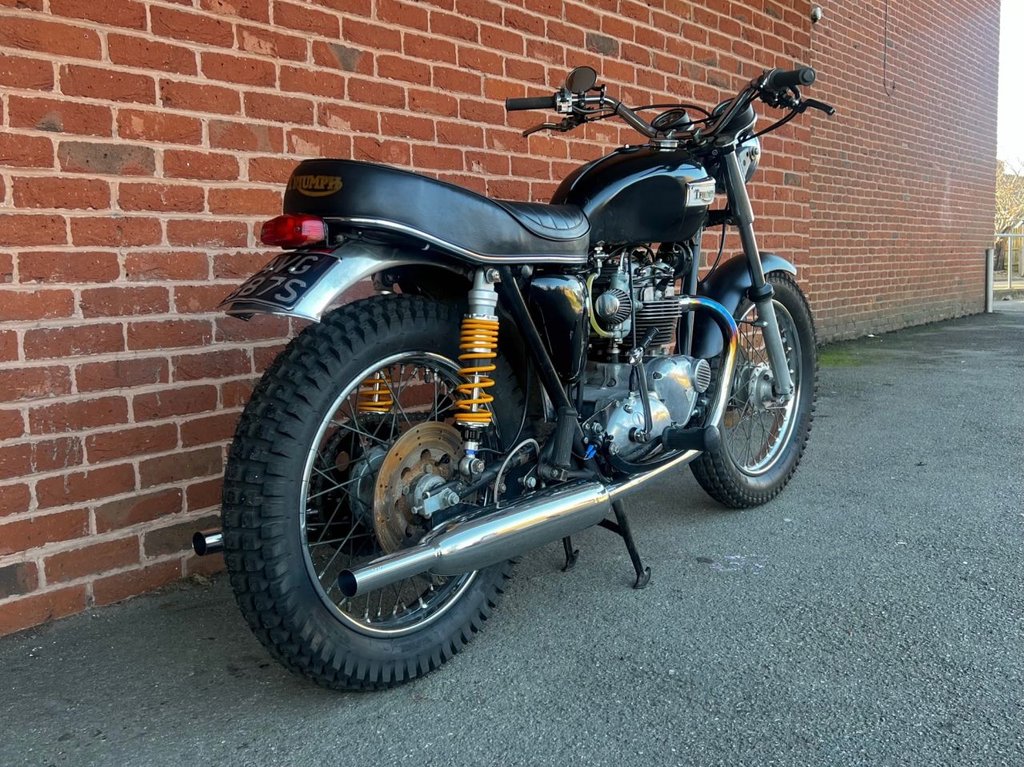USED 1978 TRIUMPH BONNEVILLE T140v // Classic Scrambler Styling // 744cc // Px swap 