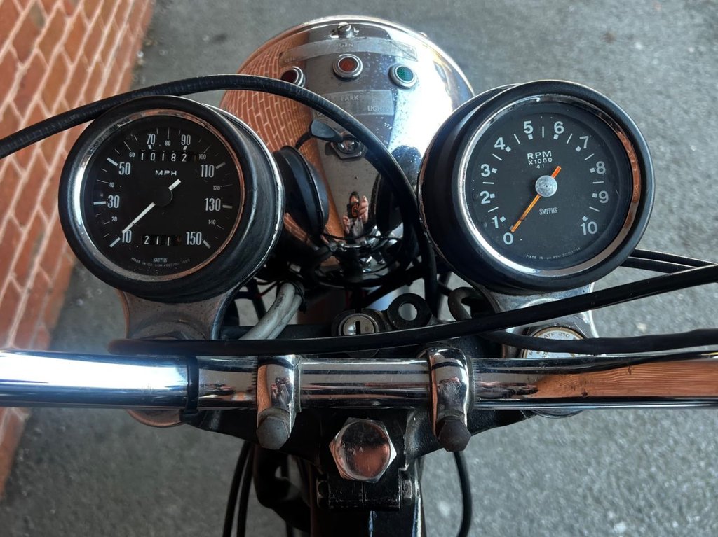 USED 1978 TRIUMPH BONNEVILLE T140v // Classic Scrambler Styling // 744cc // Px swap 