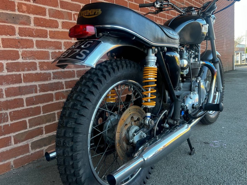 USED 1978 TRIUMPH BONNEVILLE T140v // Classic Scrambler Styling // 744cc // Px swap 