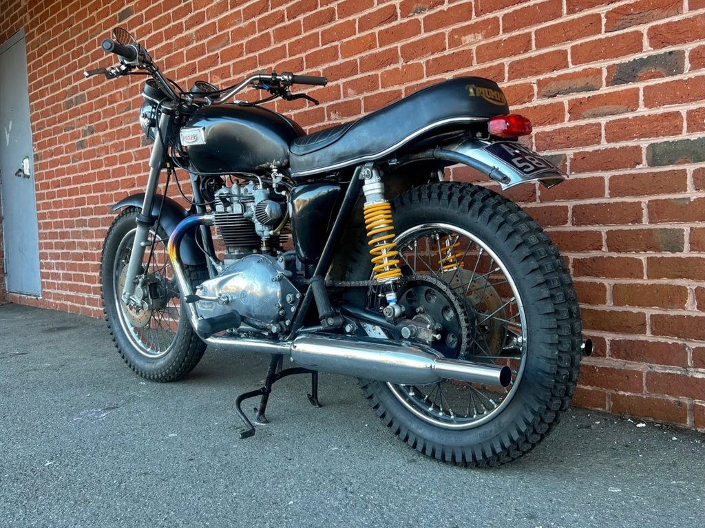 USED 1978 TRIUMPH BONNEVILLE T140v // Classic Scrambler Styling // 744cc // Px swap 