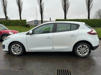 USED 2015 15 RENAULT MEGANE 1.5 DYNAMIQUE TOMTOM ENERGY DCI S/S 5d 110 BHP FULL SERVICE HISTORY +  PART LEATHER TRIM +  REAR PARKING AID +  CRUISE CONTROL +  SAT NAV +  BLUETOOTH +  START STOP +  DUAL CLIMATE CONTROL +  USB +  AUX +