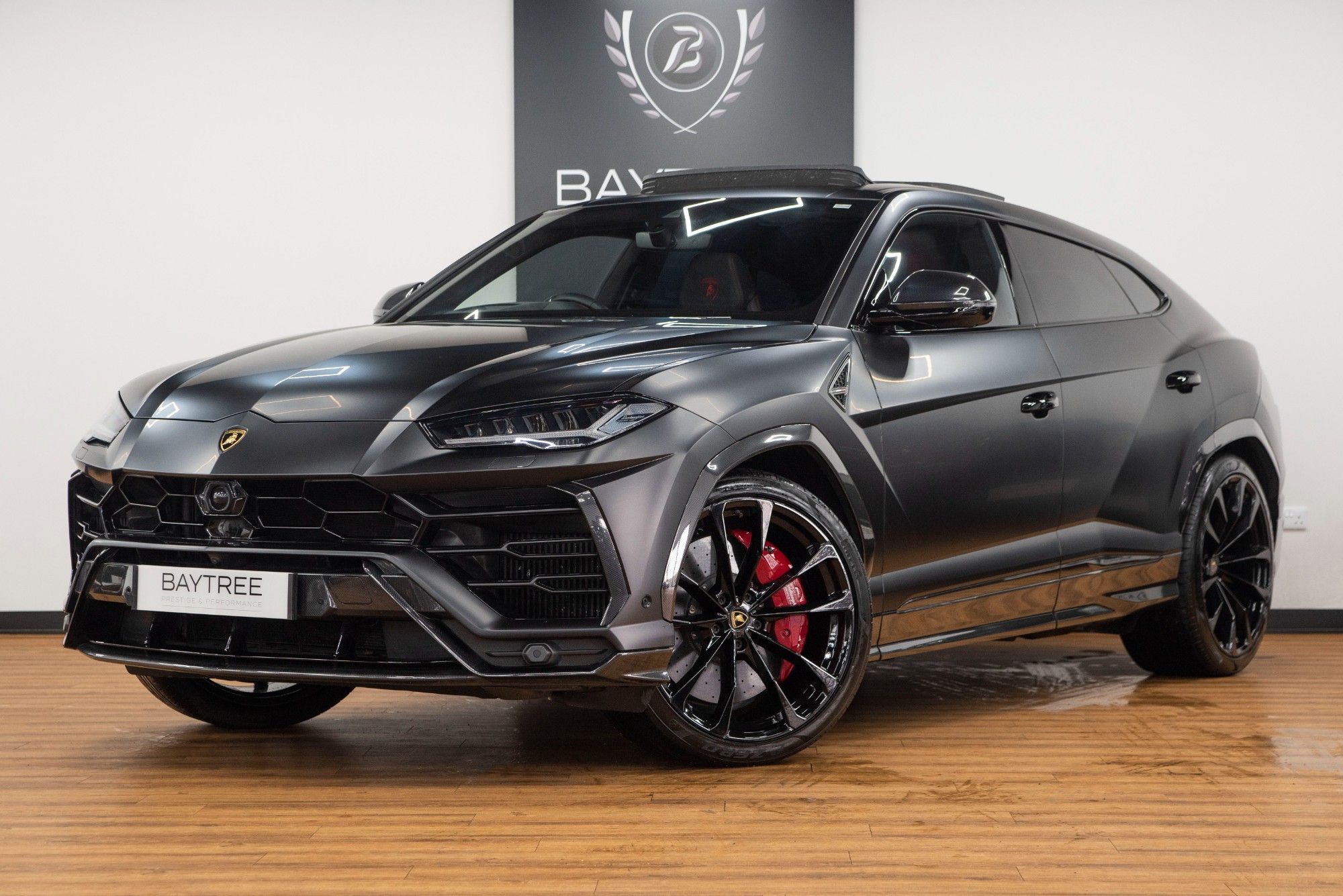 USED 2021 71 LAMBORGHINI URUS  V8 5d Auto 641 BHP 