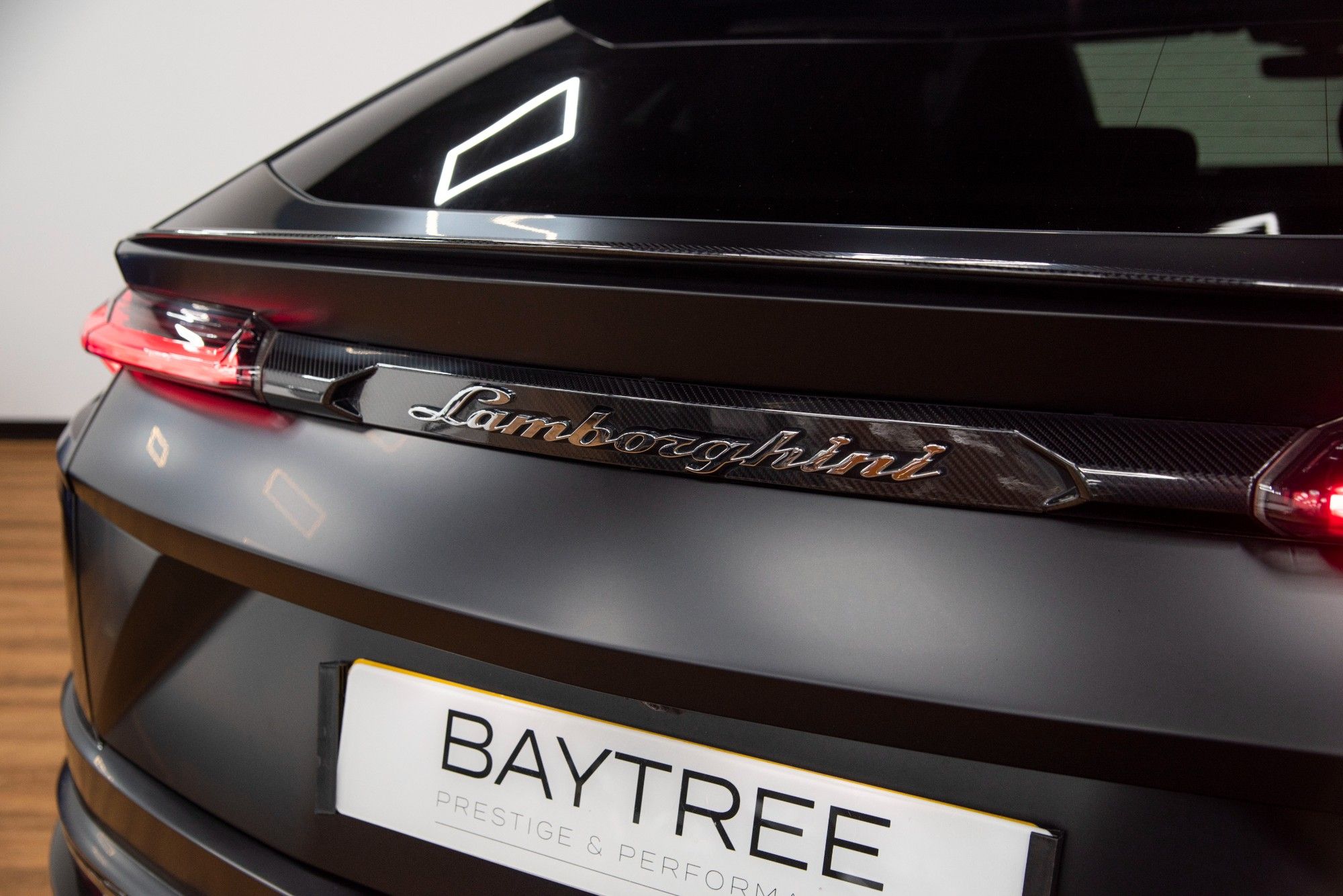 USED 2021 71 LAMBORGHINI URUS  V8 5d Auto 641 BHP 