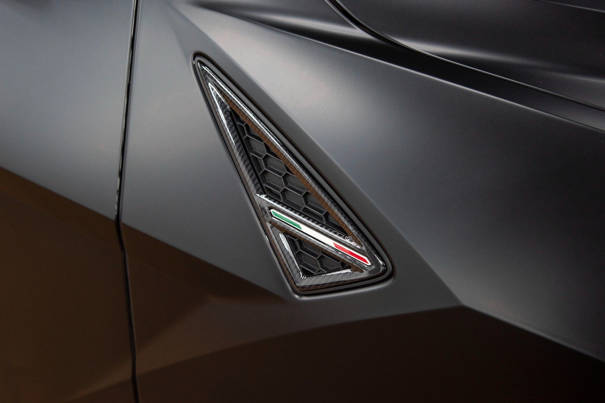 USED 2021 71 LAMBORGHINI URUS  V8 5d Auto 641 BHP 