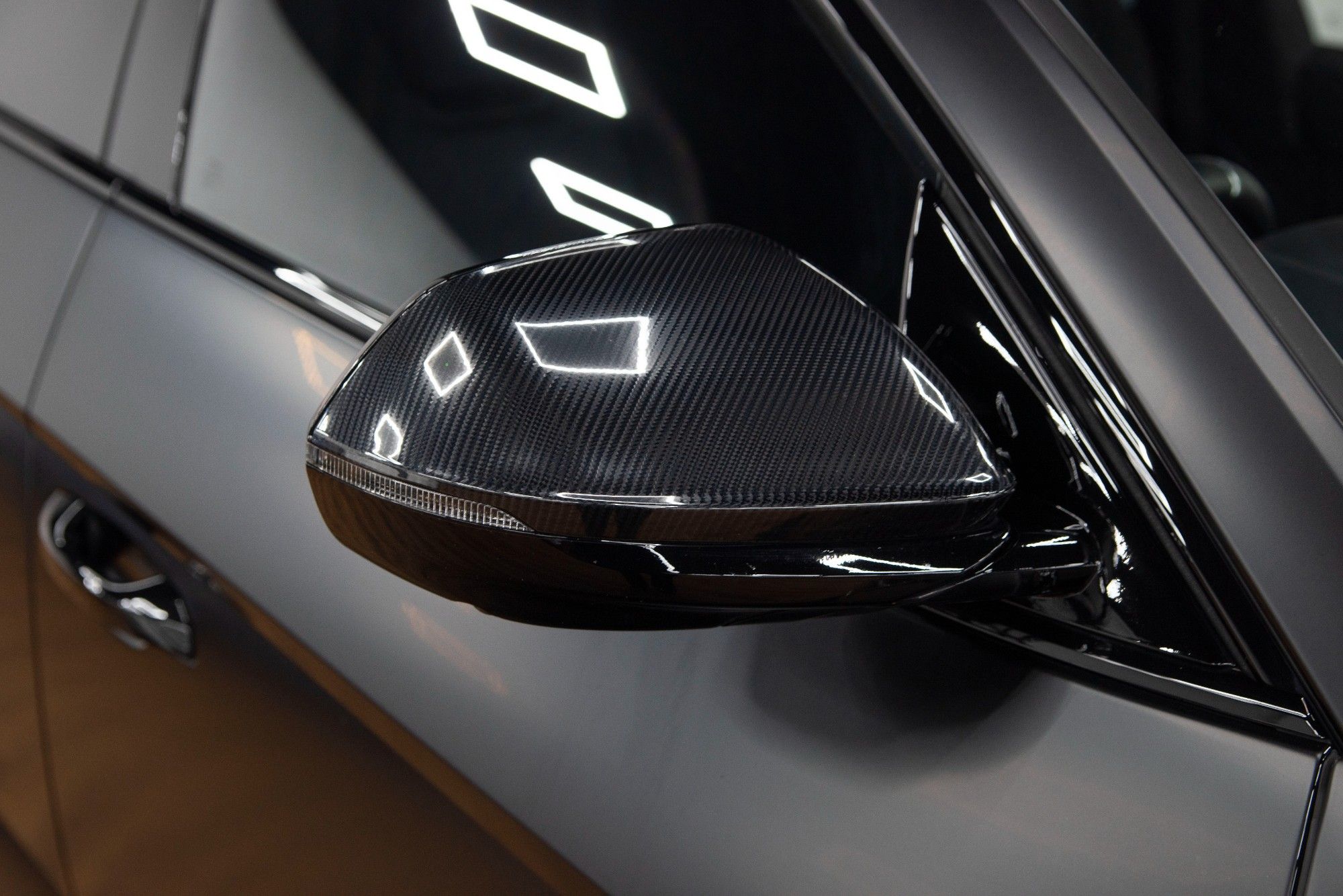 USED 2021 71 LAMBORGHINI URUS  V8 5d Auto 641 BHP 