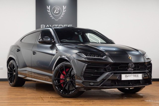2021 71 Lamborghini Urus  V8 5d Auto 641 BHP