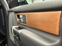 USED 2015 65 LAND ROVER DISCOVERY 3.0 SDV6 HSE 5d 255 BHP Absolutely outstanding, Discovery 4 3.0 SDV6 HSE, Glass sunroof, Full Arabica Leather, 7 Seater, Complete service record 11299 Miles Landrover, 19464  Miles Landrover, 29517 Miles Landrover,  42565  Miles Landrover  48150 Miles
