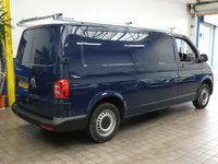 USED 2019 19 VOLKSWAGEN TRANSPORTER 2.0 T30 TDI P/V STARTLINE BMT 101 BHP 3 SEATS BLUETOOTH PARKING SENSORS ROOF RACK INTERNAL SHELVING PLYLINED 1 OWNER SERVICE HISTORY