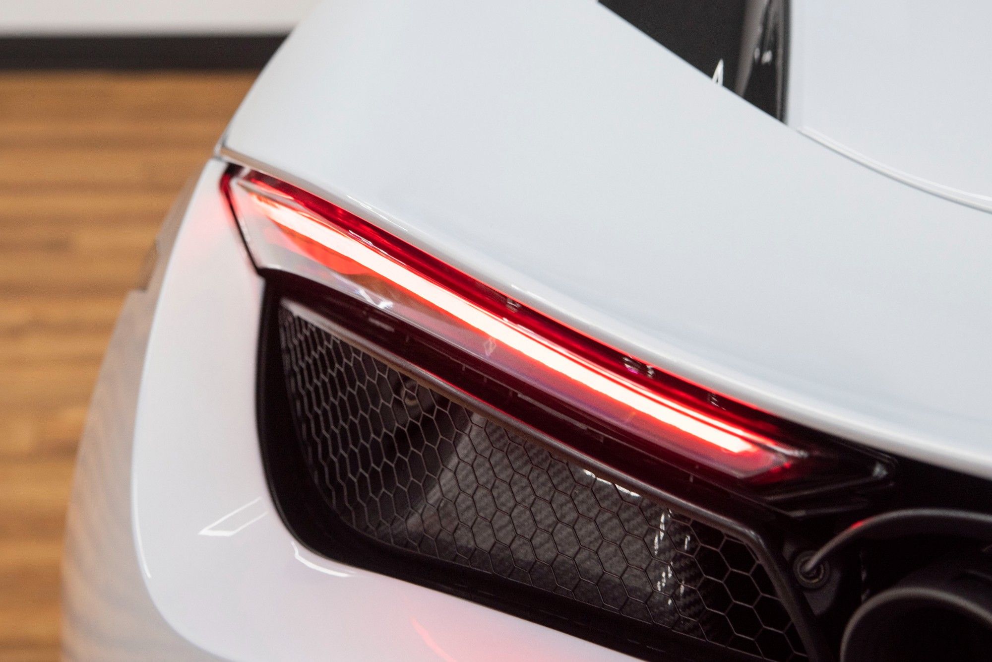 USED 2018 18 MCLAREN 720S 4.0 V8 Coupe 