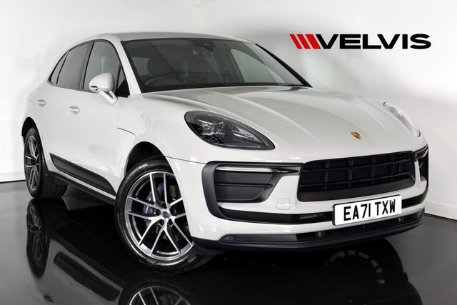 2021 71 Porsche Macan 2.0 PDK 5d 262 BHP