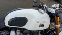 USED 2017 67 TRIUMPH THRUXTON 1200 R Cafe Racer Retro Naked Fantastic all round with low mileage