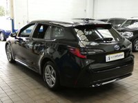 USED 2019 69 TOYOTA COROLLA 1.8 VVT-I ICON TECH 5d 121 BHP SAT NAV CRUISE PARKING SENSORS 1 OWNER EXCELLENT SERVICE HISTORY TOYOTA WARRANTY TILL NOV 2029