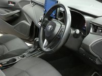USED 2019 69 TOYOTA COROLLA 1.8 VVT-I ICON TECH 5d 121 BHP SAT NAV CRUISE PARKING SENSORS 1 OWNER EXCELLENT SERVICE HISTORY TOYOTA WARRANTY TILL NOV 2029
