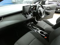 USED 2019 69 TOYOTA COROLLA 1.8 VVT-I ICON TECH 5d 121 BHP SAT NAV CRUISE PARKING SENSORS 1 OWNER EXCELLENT SERVICE HISTORY TOYOTA WARRANTY TILL NOV 2029