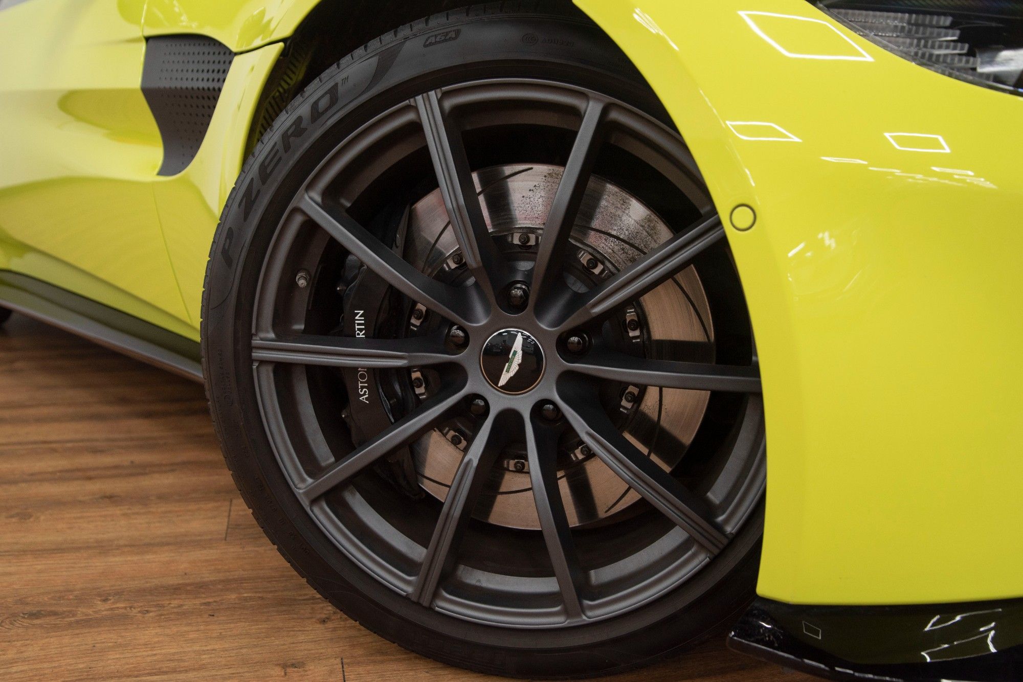 USED 2018 18 ASTON MARTIN VANTAGE 4.0 V8 