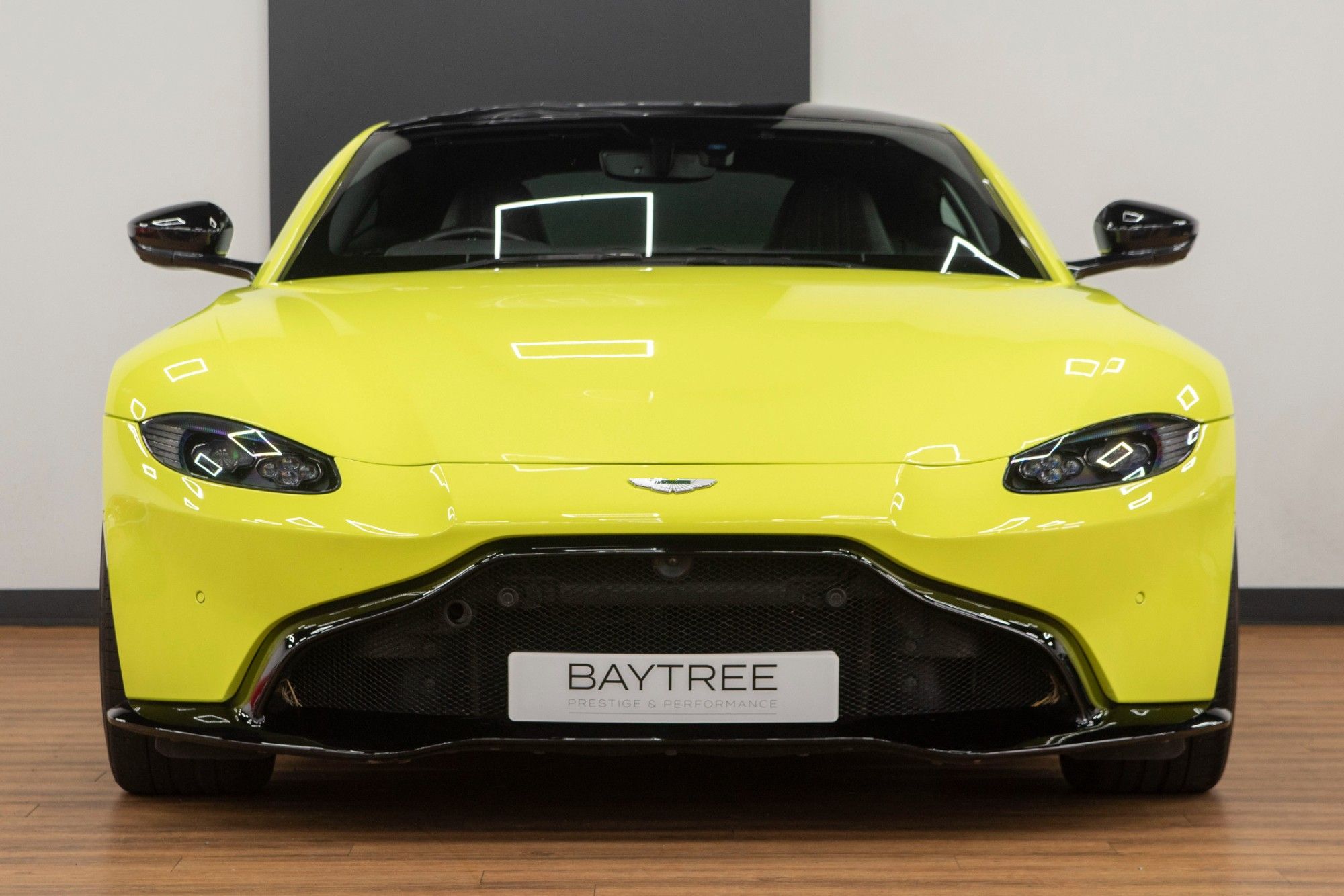 USED 2018 18 ASTON MARTIN VANTAGE 4.0 V8 