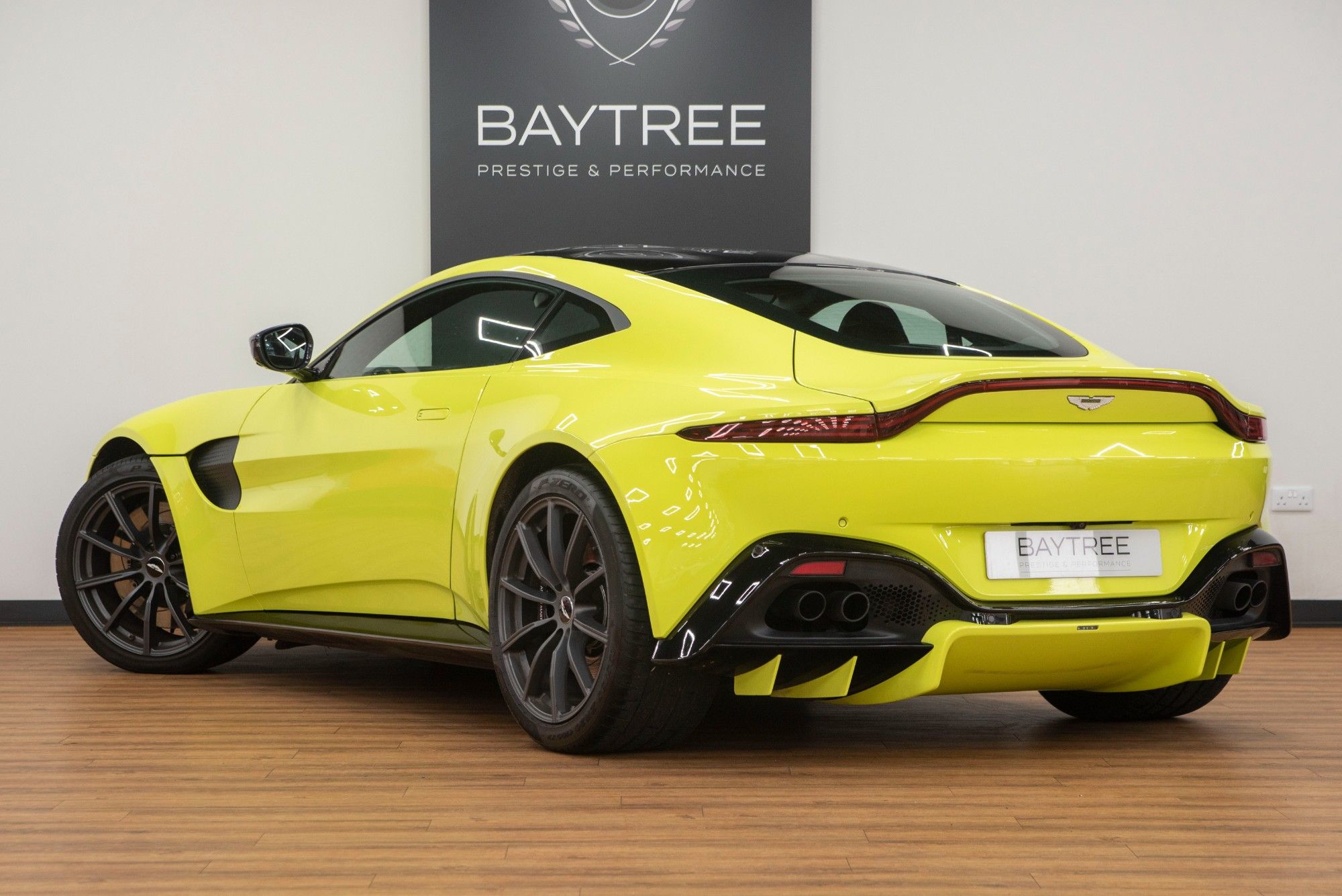 USED 2018 18 ASTON MARTIN VANTAGE 4.0 V8 