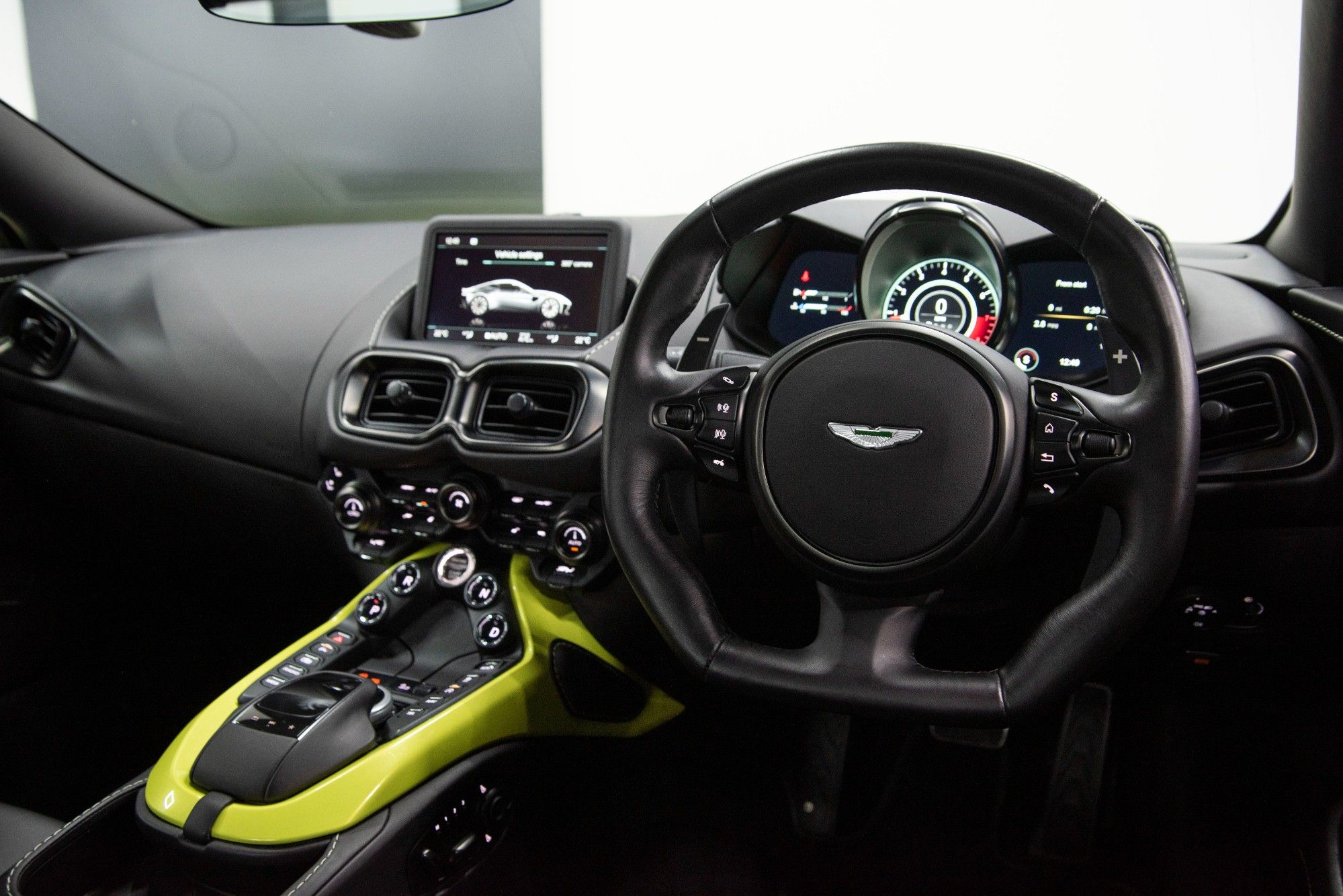 USED 2018 18 ASTON MARTIN VANTAGE 4.0 V8 