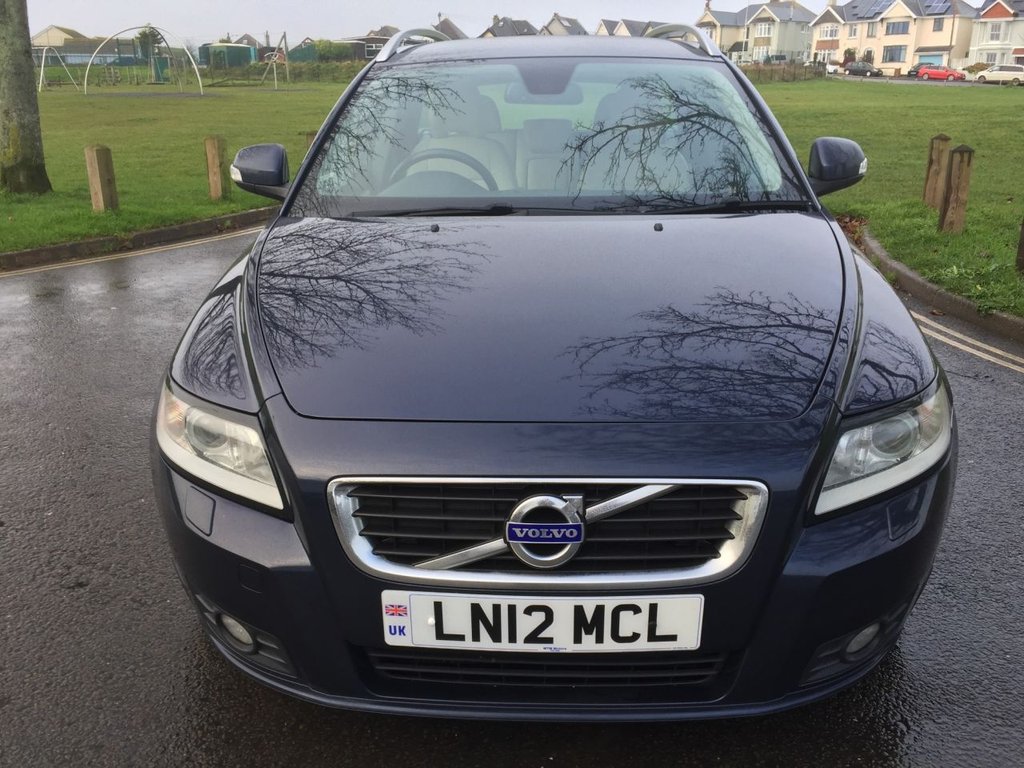 USED 2012 12 VOLVO V50 1.6 DRIVE SE LUX EDITION S/S 5d 113 BHP FULL SERVICE HISTORY