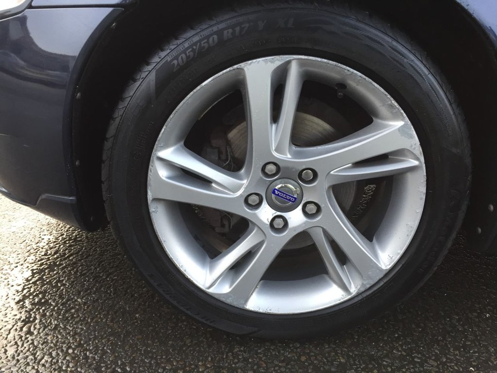 USED 2012 12 VOLVO V50 1.6 DRIVE SE LUX EDITION S/S 5d 113 BHP FULL SERVICE HISTORY
