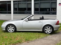 USED 2003 03 MERCEDES-BENZ SLK 2.3 SLK230 KOMPRESSOR 2d 197 BHP 