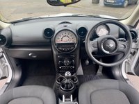 USED 2013 63 MINI COUNTRYMAN 1.6 COOPER 5d 122 BHP Stunning Countryman Cooper With Only 1 Former Owner And Full Service History (9 Stamps) And Is ULEZ Complaint.