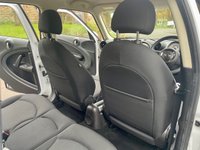 USED 2013 63 MINI COUNTRYMAN 1.6 COOPER 5d 122 BHP Stunning Countryman Cooper With Only 1 Former Owner And Full Service History (9 Stamps) And Is ULEZ Complaint.