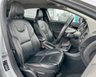 USED 2016 16 VOLVO V40 2.0 D2 CROSS COUNTRY LUX 5d 118 BHP DUAL CLIMATE+HEATED SEATS