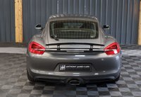USED 2014 64 PORSCHE CAYMAN 2.7 24V PDK 2d 275 BHP HEATED AND VENTILATED SEATS, BOSE STEREO, TWO TONE LEATHER, 20 INCH CARRERA CLASSIC WHEELS, 24 MONTH WARRANTY