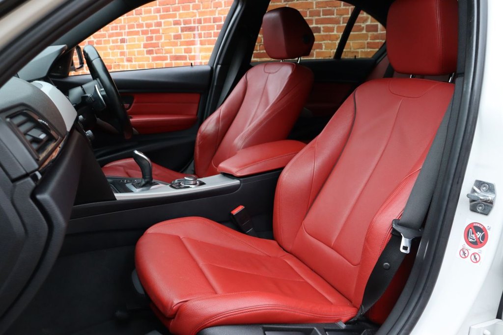 2015 BMW 3 Series 320d M Sport £10,990