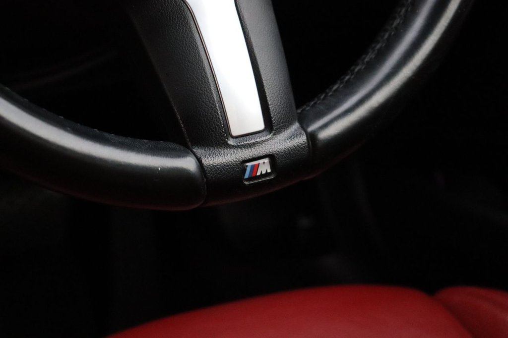 2015 BMW 3 Series 320d M Sport £10,990 