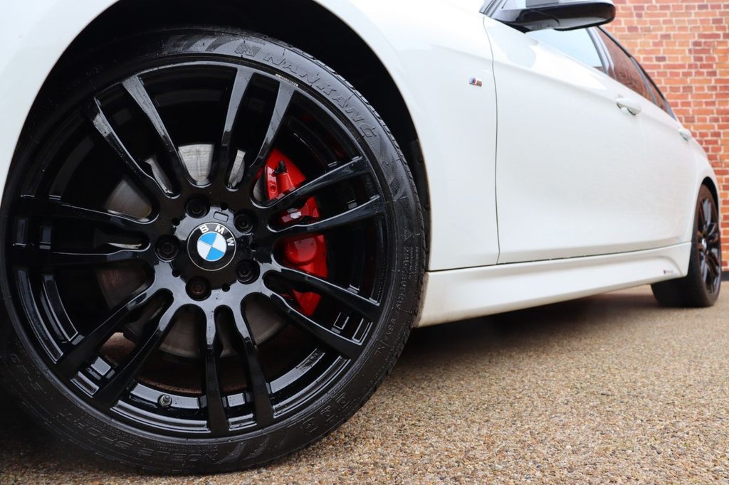 2015 BMW 3 Series 320d M Sport £10,990 