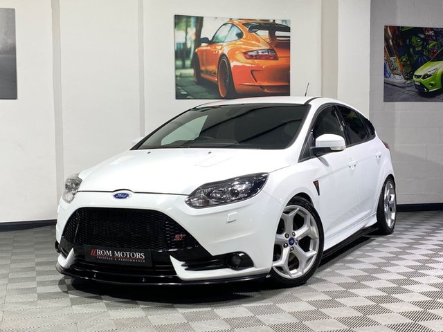 2014 14 Ford Focus 2.0 ST-3 5d 247 BHP