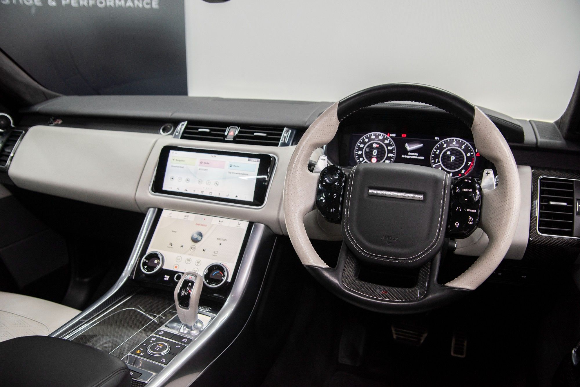 USED 2020 69 LAND ROVER RANGE ROVER SPORT 5.0 SVR ESTATE